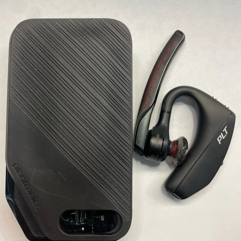 Black Wireless Bluetooth Headset